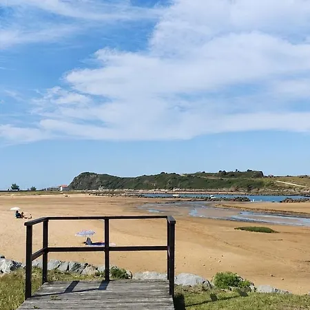 Apartament A Pie De Playa En *
